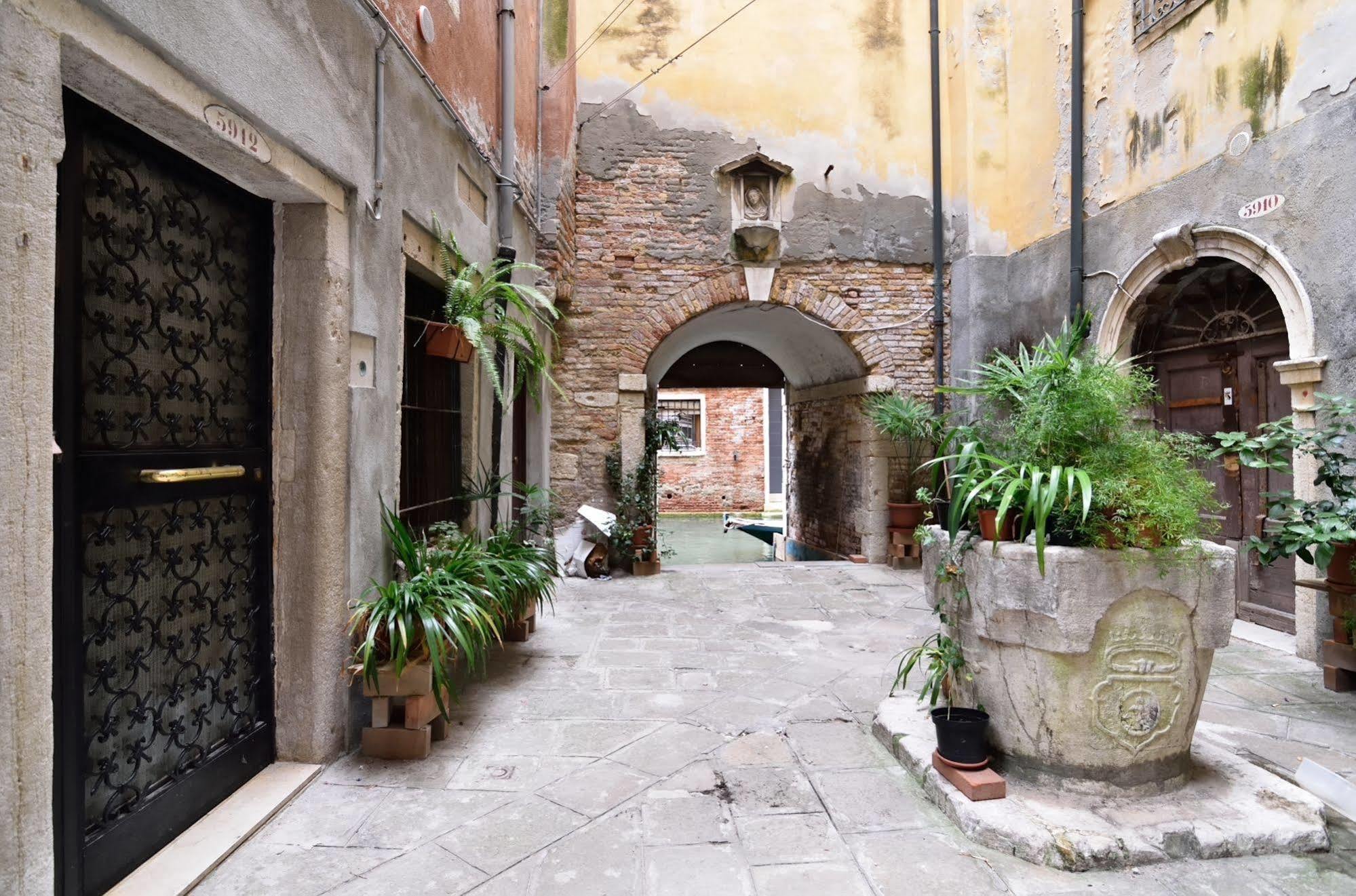 San Canzian * Venise